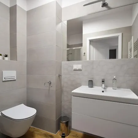 Rentplanet - Kolo Brzegu Apartament