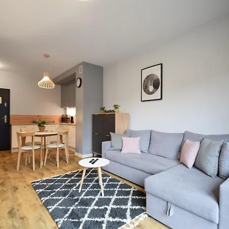 Rentplanet - Kolo Brzegu Apartament